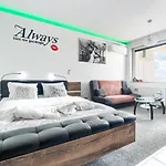 Top Oder Apartments- Private Parking